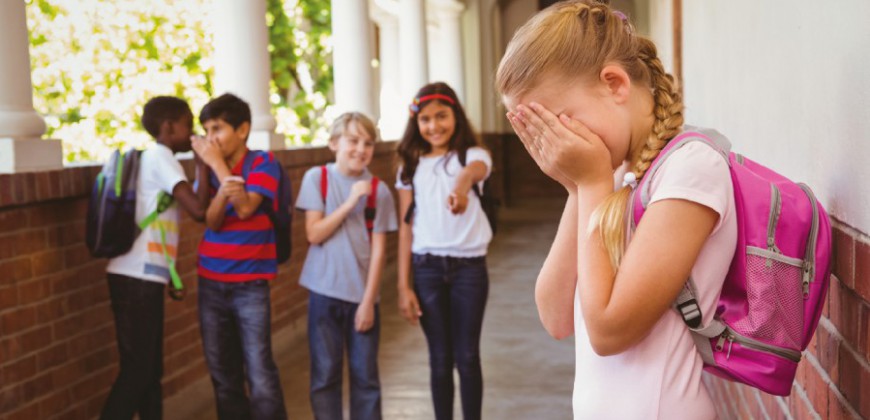 Mais de 70% das escolas particulares no Brasil registram casos de bullying